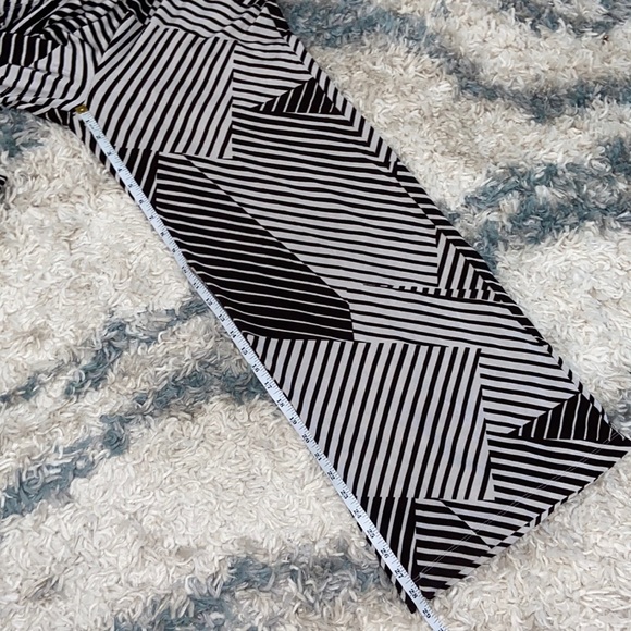 Chico’s Travelers Classic Patch Stripe-Print Palazzo Pants ~ Chocolate/Cream - Picture 7 of 9